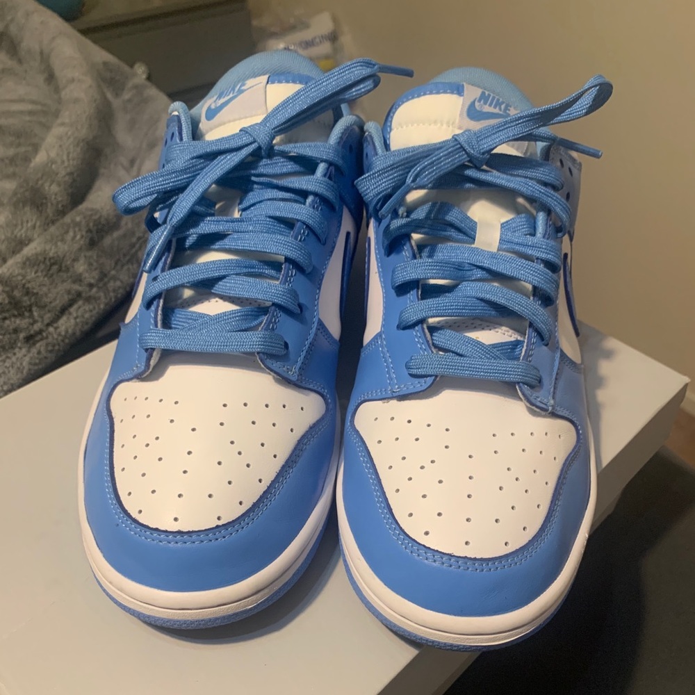 University blue Nike Low Dunks